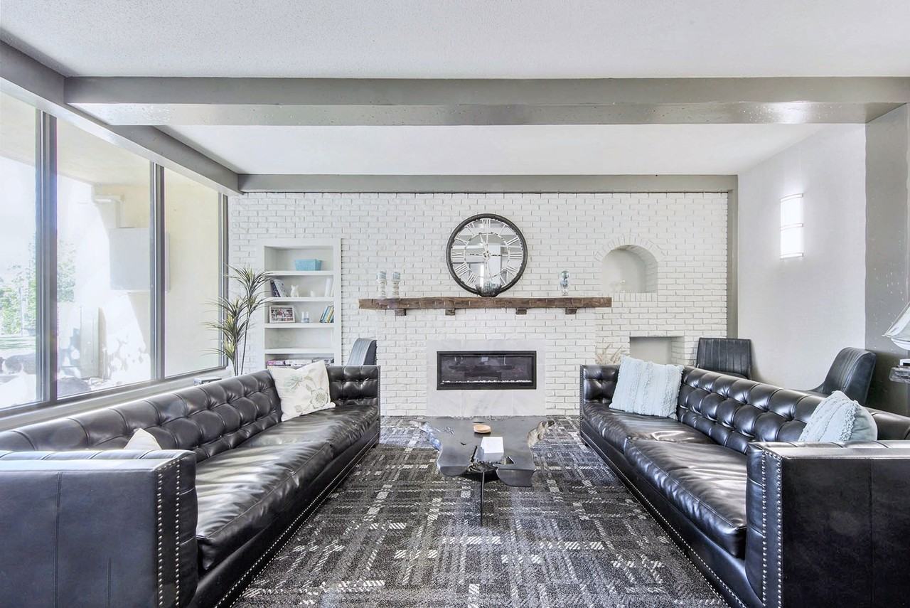 Centennial Towers - Photo 5 of 9