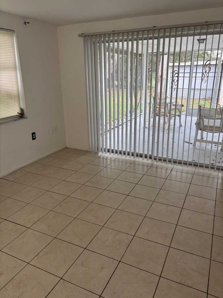 12411 Partridge Hill Row - Photo 7 of 45