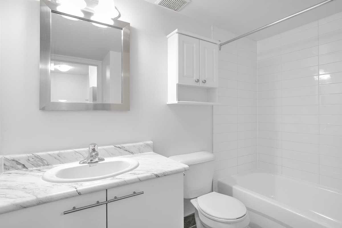 The St-Norbert Apartments - Photo 5 of 50