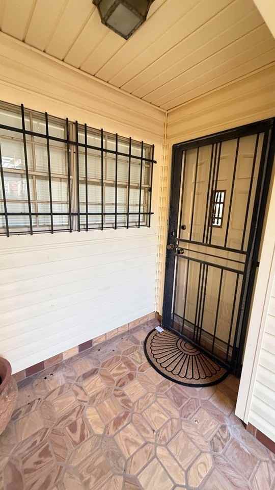 3903 Scott St - Photo 3 of 15