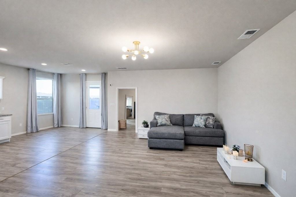 6308 Polo Grounds Ct - Photo 2 of 12