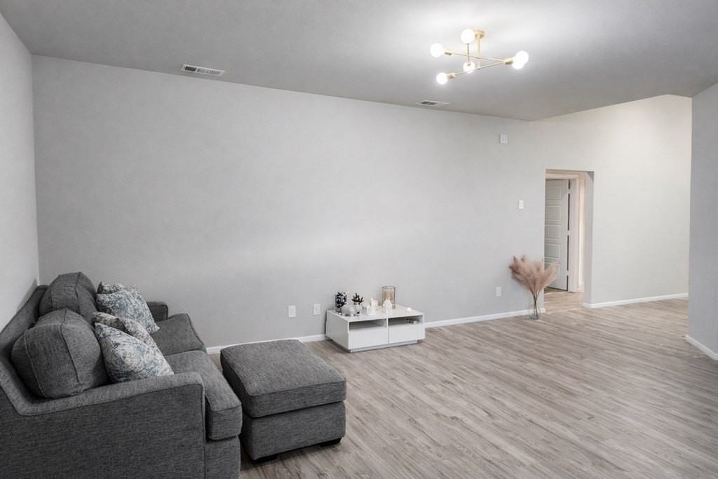 6308 Polo Grounds Ct - Photo 3 of 12