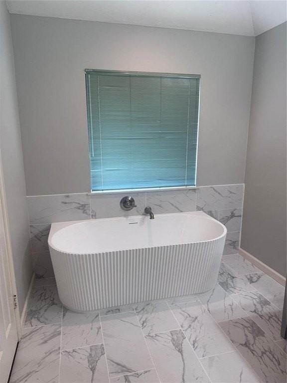 1409 Carrick Ct - Photo 7 of 16