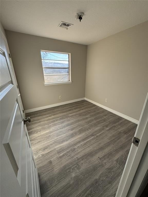 2504 Se 51st St - Photo 7 of 10