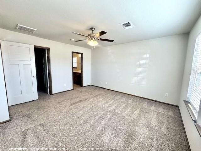 223 Park Pl - Photo 4 of 36