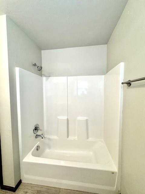 223 Park Pl - Photo 7 of 36