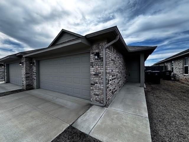 2417 Northcreek Ln - Photo 3 of 25