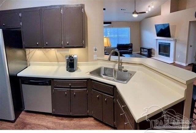 2060 Cambridge Cir - Photo 5 of 21