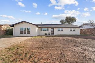 2810 Bonham Ave - Photo 1 of 1