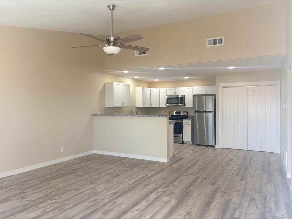 121 N Glenwood Dr - Photo 6 of 22