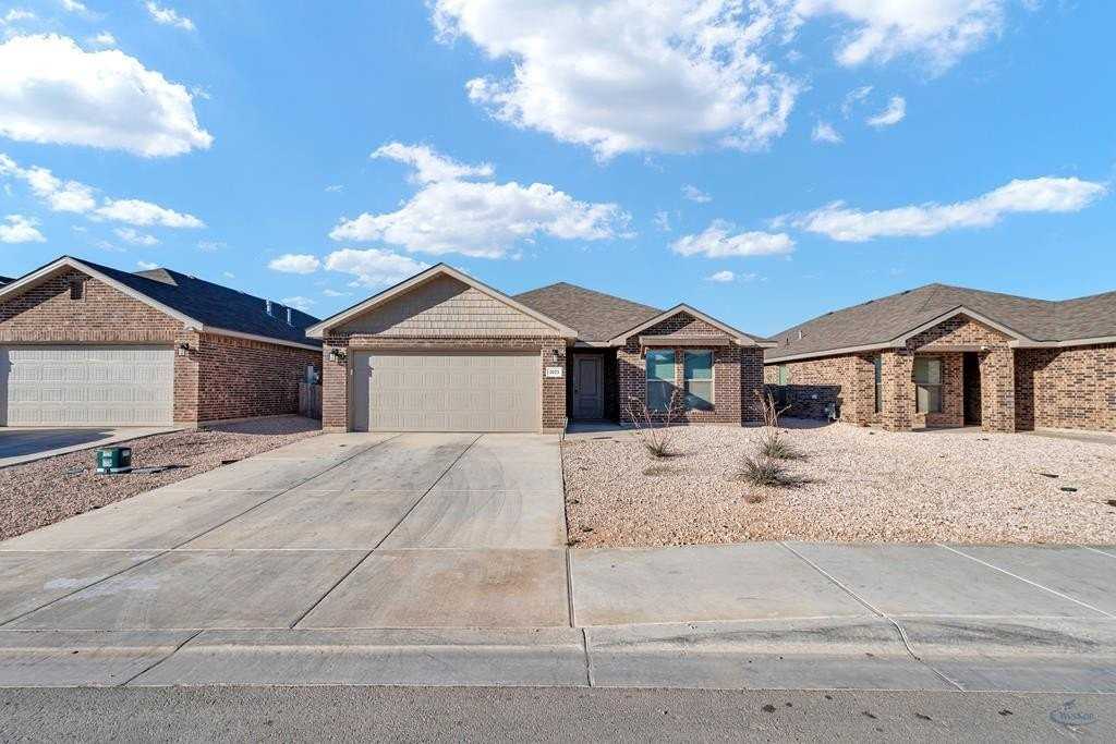 2023 Blazing Saddle Blvd - Photo 2 of 35