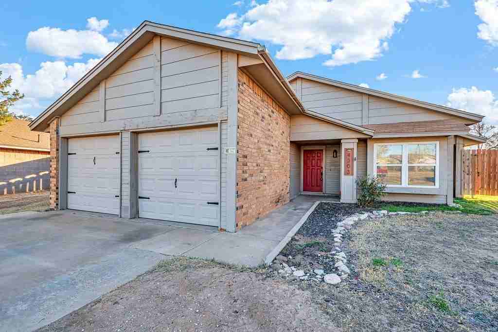 4303 Trevino St - Photo 7 of 35