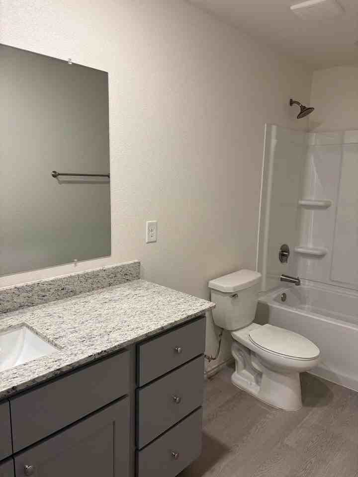 8500 S County Road 1110 - Photo 5 of 11