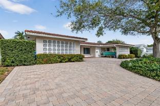 2125 Ne 56th Ct - Photo 1 of 1