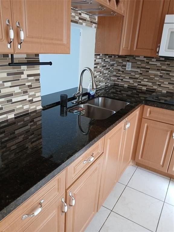 1891 S Ocean Dr #303 - Photo 5 of 6