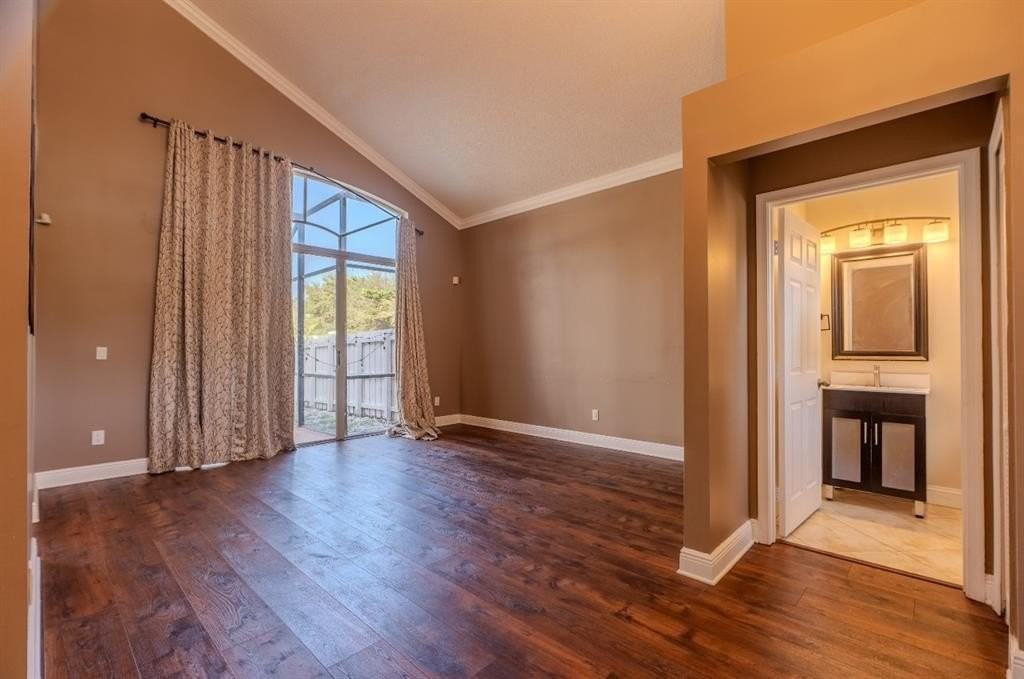 19431 Sw 2nd St - Photo 6 of 28