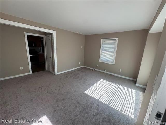 26122 Beverly Rd - Photo 5 of 11