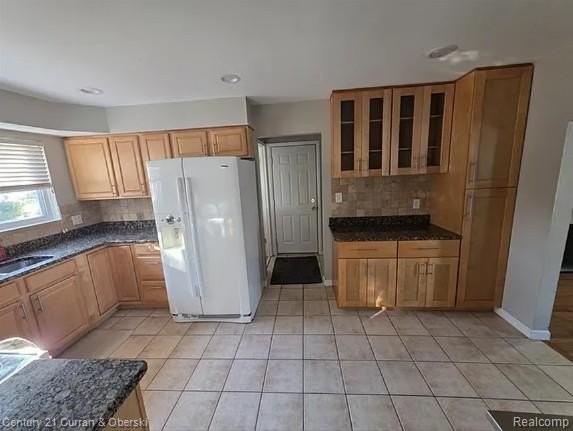 31659 Perth St - Photo 7 of 24