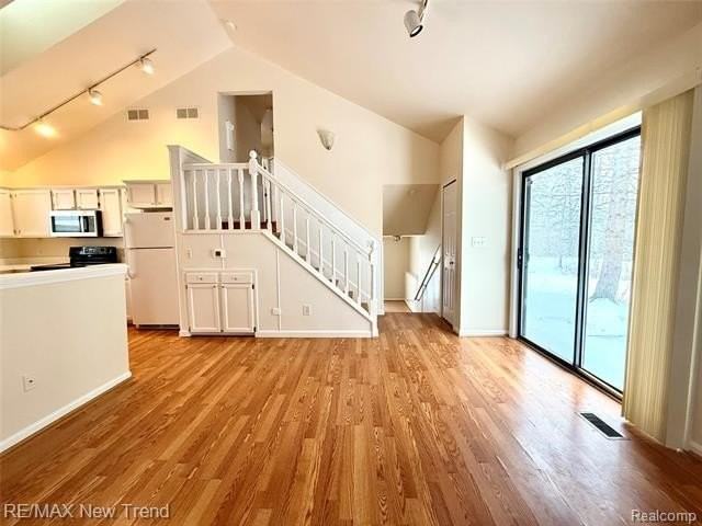 2521 Country Village Ct - Photo 5 of 16