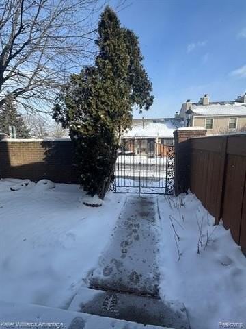 22313 Peachtree - Photo 3 of 23