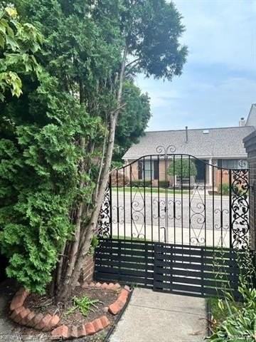 22313 Peachtree - Photo 7 of 23