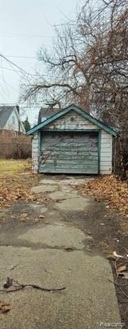 13134 Ilene St - Photo 4 of 17