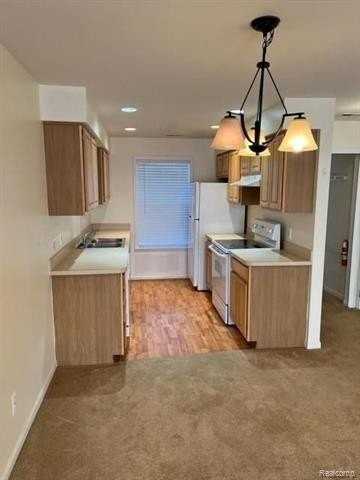 1125 Eureka Rd #202 - Photo 7 of 14