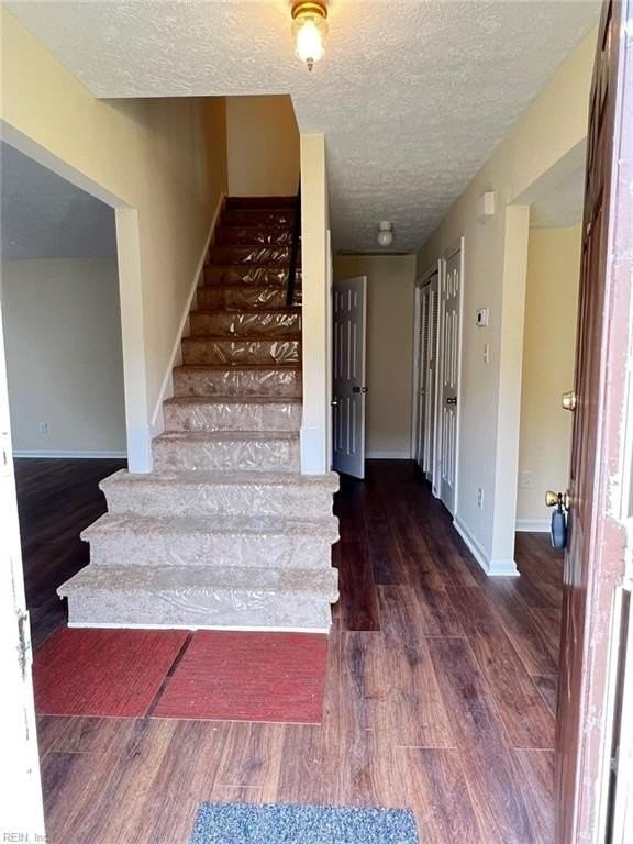 368 Deputy Ln - Photo 3 of 25