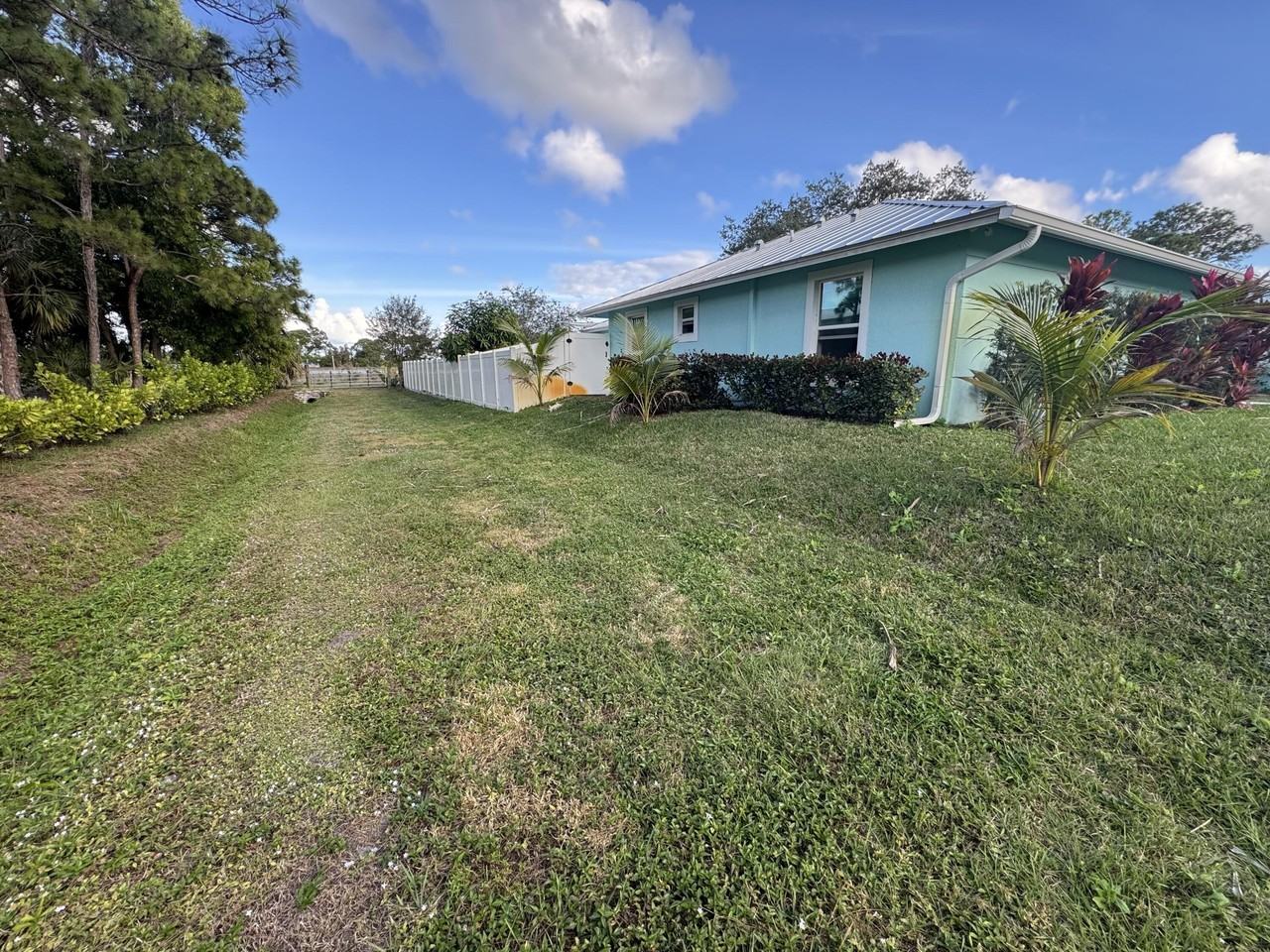 15242 69th Trl N - Photo 5 of 18