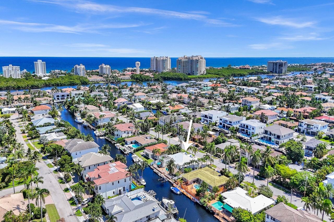 785 Ne 71st St - Photo 2 of 50