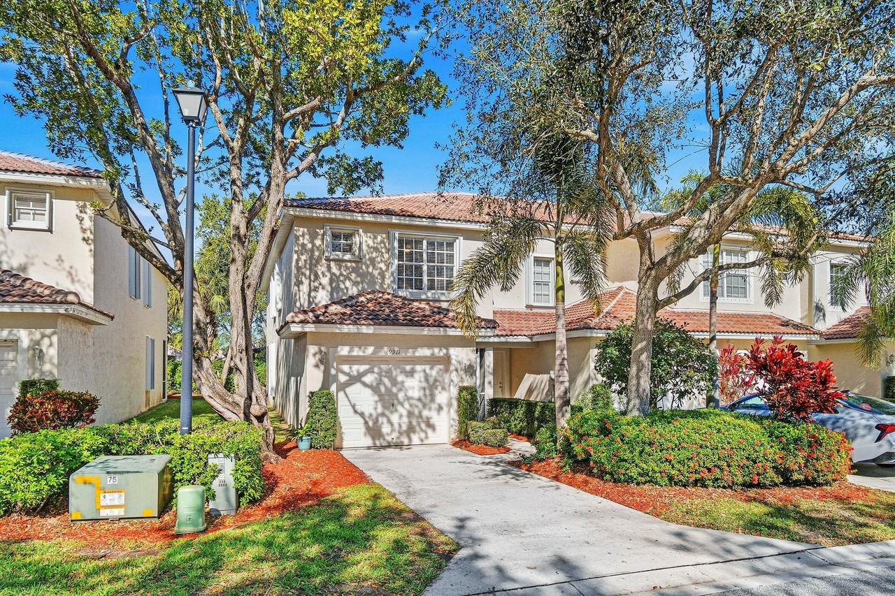 9911 Porta Leona Ln - Photo 7 of 47