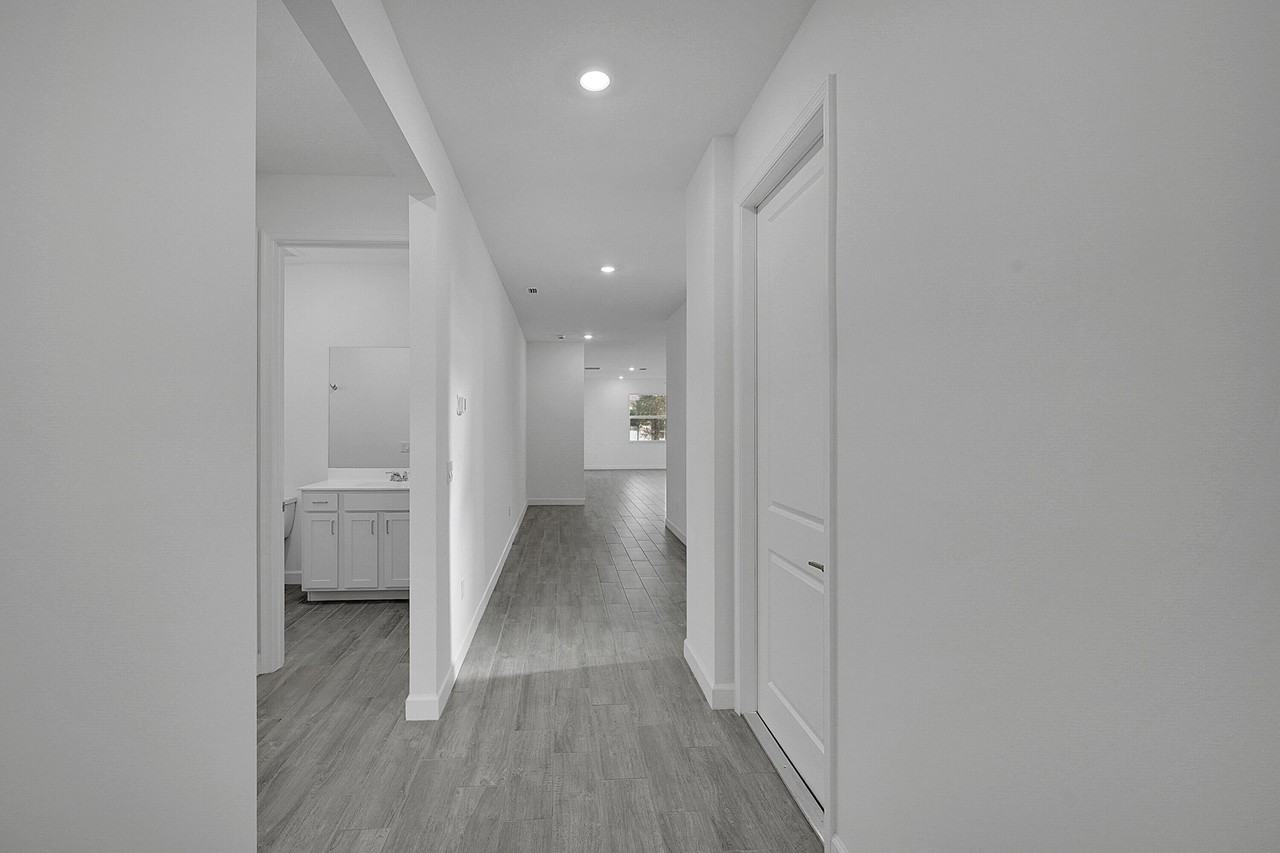 5742 Graceful Way - Photo 4 of 41