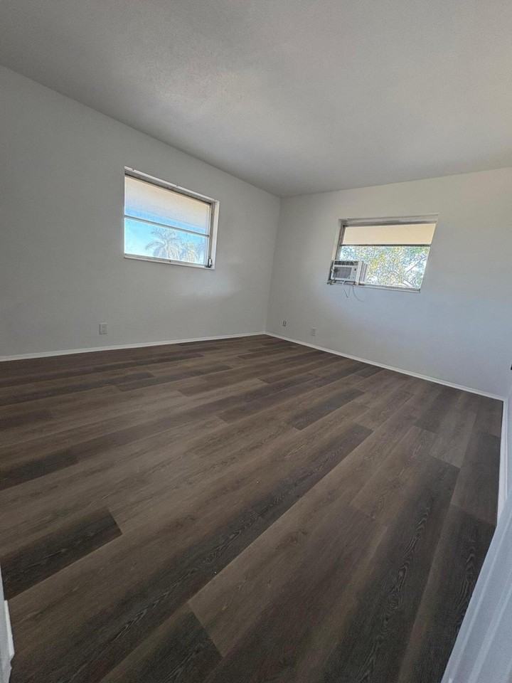 1150 E Sample Rd #312 - Photo 5 of 11