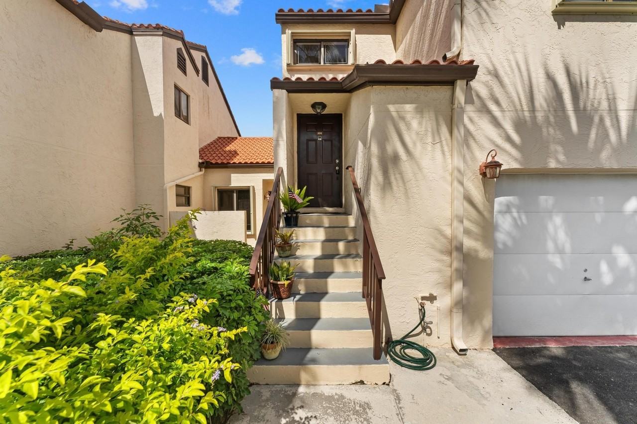 18 Via De Casas Sur #205 - Photo 5 of 39