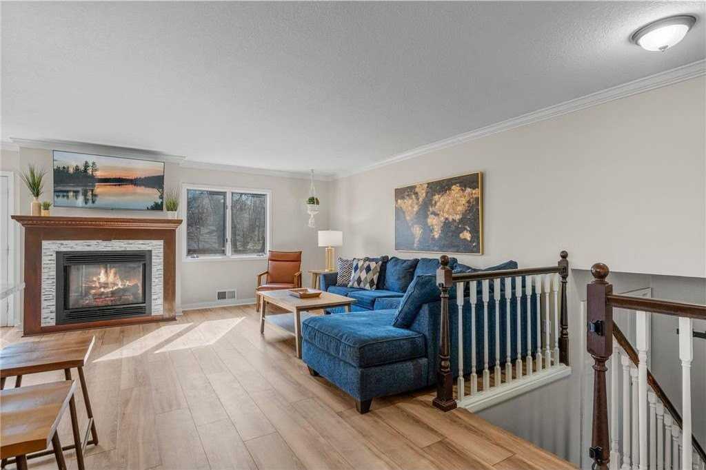 540 Orchid Ln N - Photo 7 of 24