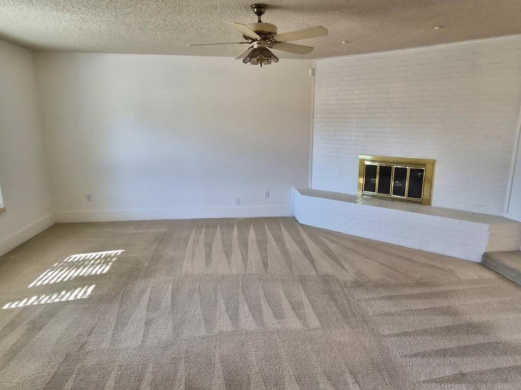 1698 La Villa Cir - Photo 7 of 34