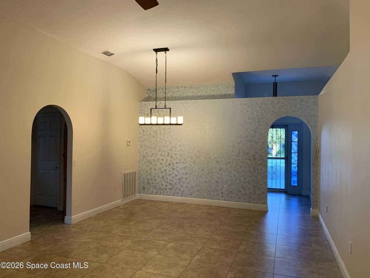 1649 La Maderia Dr Sw - Photo 4 of 14