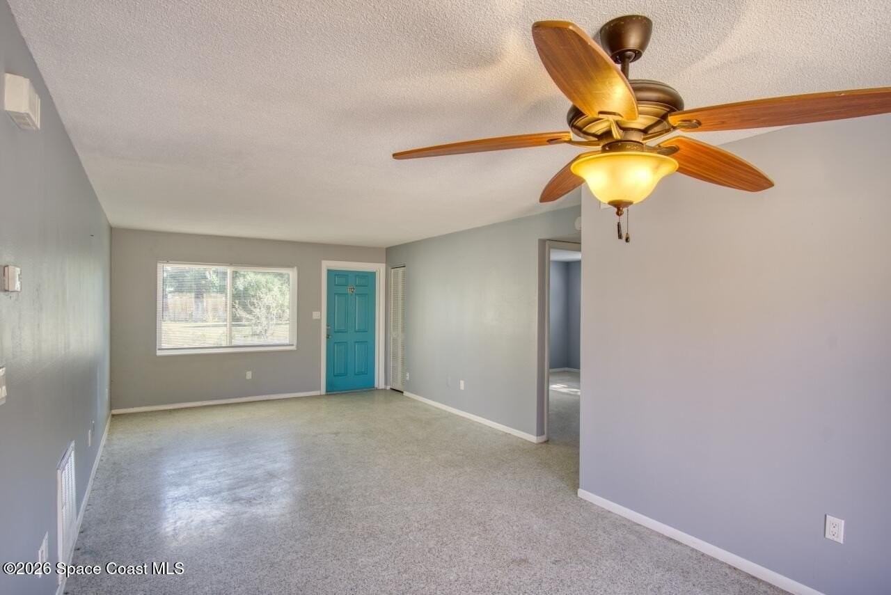 137 Washington Ave Apt B #B - Photo 6 of 20