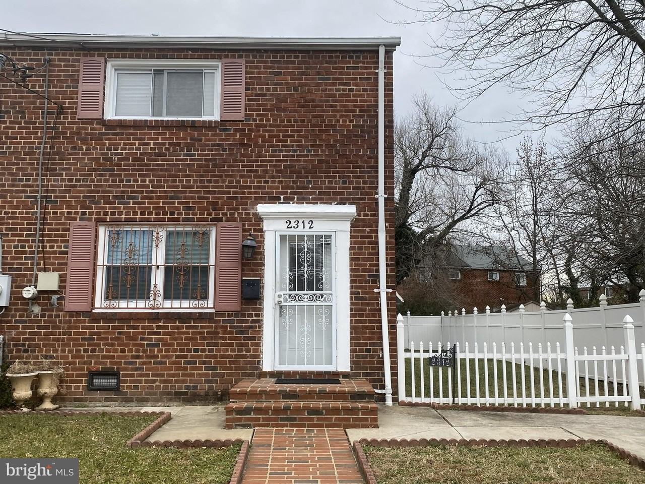 2312 Wyngate Rd - Photo 2 of 21