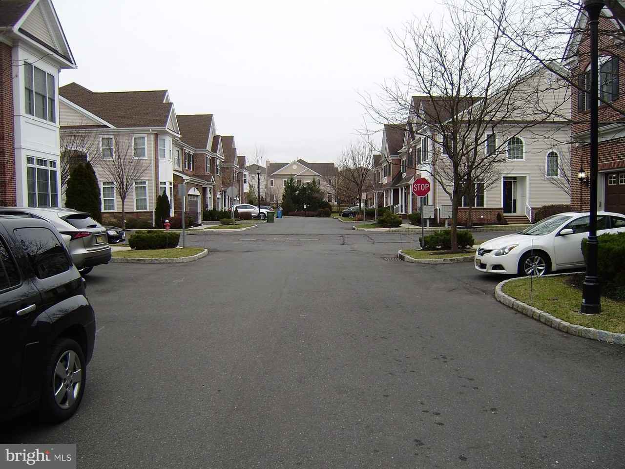 915 Pacer Ct - Photo 3 of 20