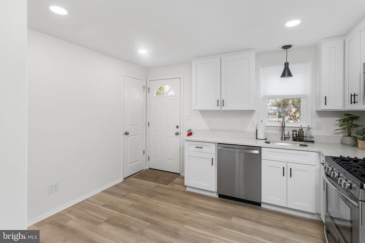 295 Lander Dr - Photo 7 of 20