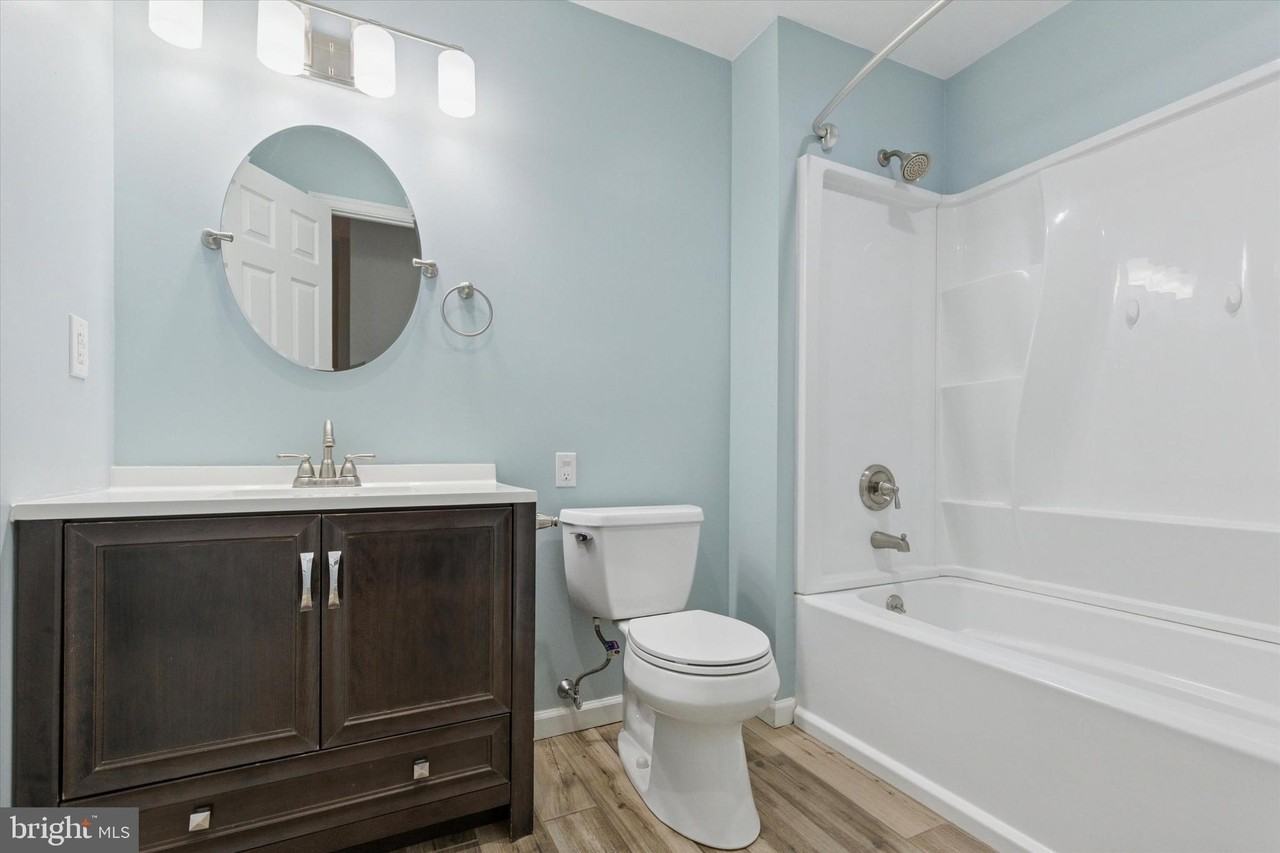 5503 Drawbridge Ct - Photo 6 of 15