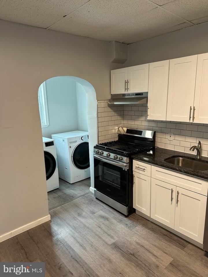 1269 S Ringgold St - Photo 7 of 13