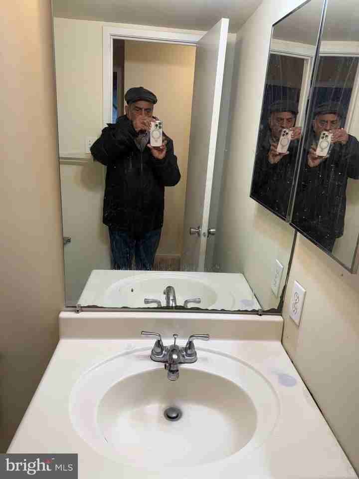 503 Florida Ave Apt 203 #203 - Photo 2 of 12