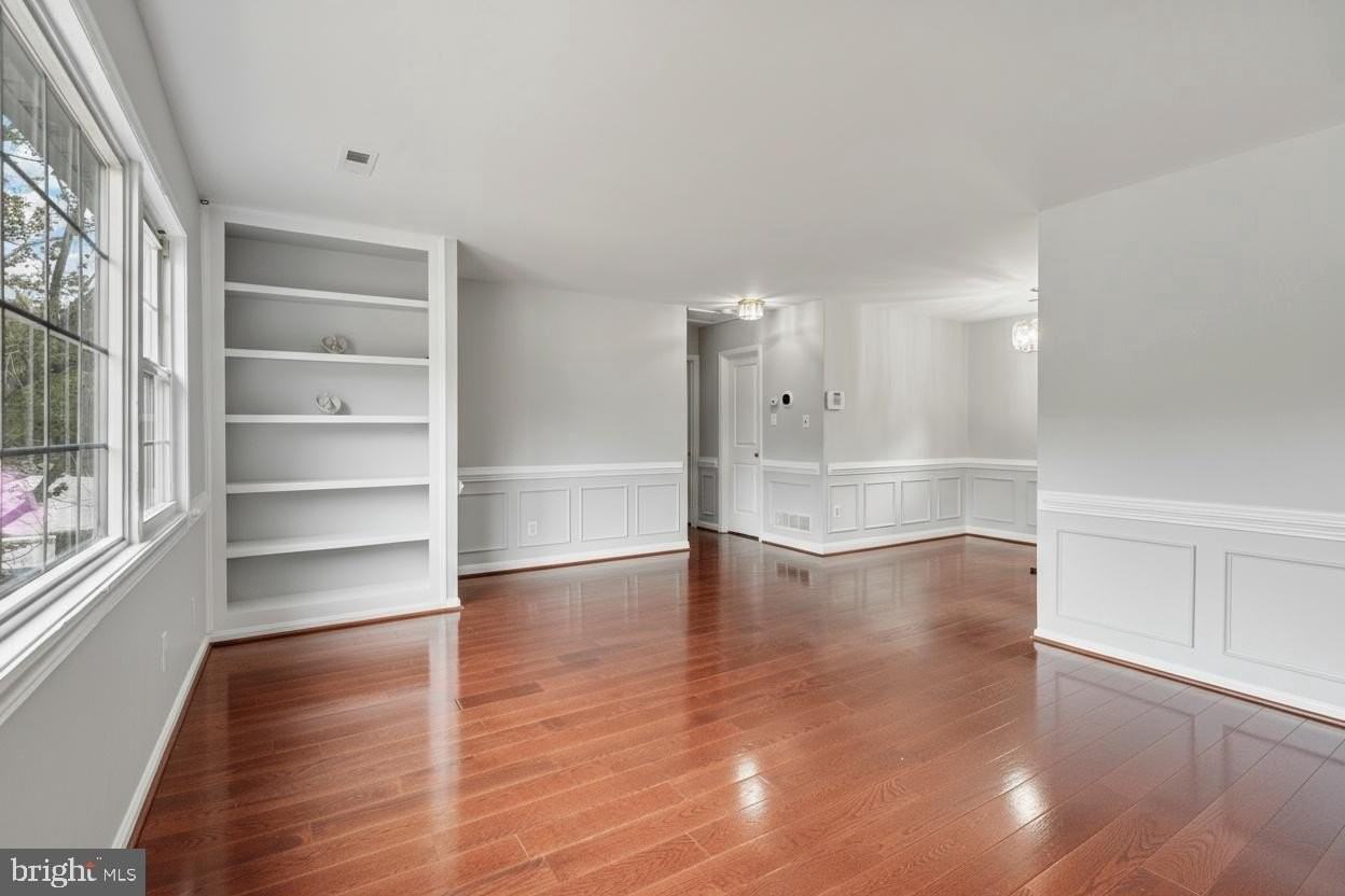 15030 Alabama Ave - Photo 4 of 19