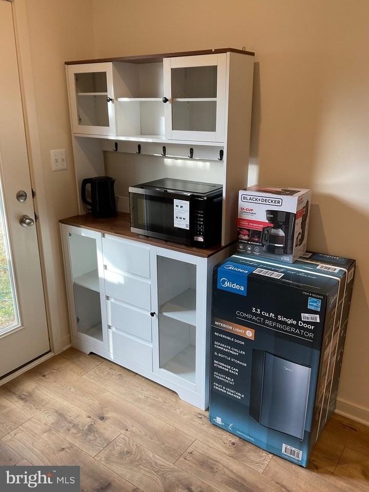 13208 Nixon Ln Unit B #B - Photo 4 of 24