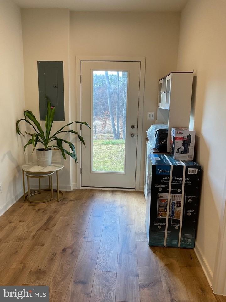 13208 Nixon Ln Unit B #B - Photo 6 of 24