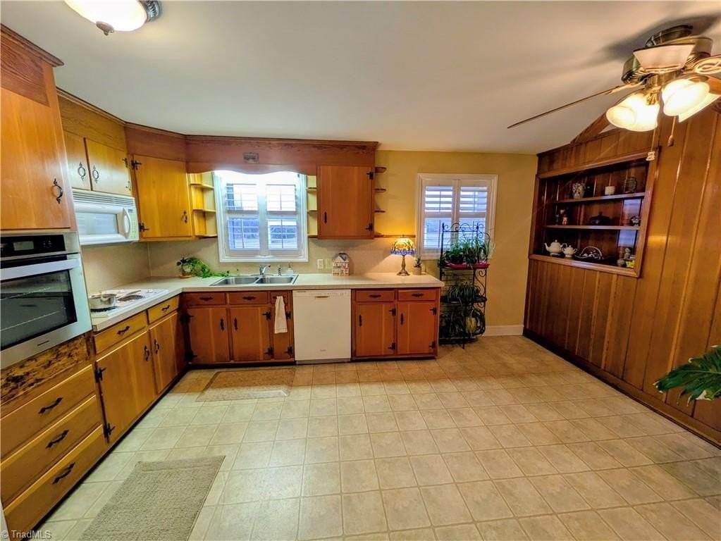 253 Johnson Rd - Photo 3 of 22