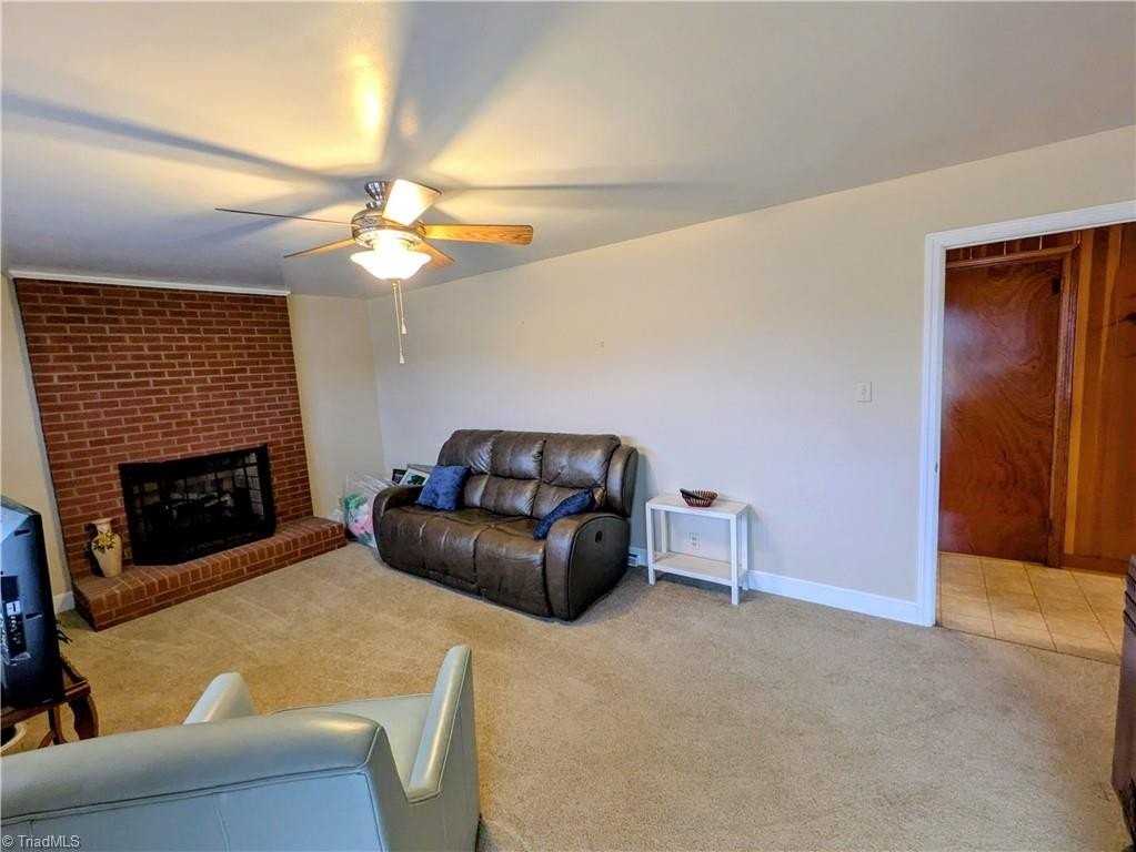 253 Johnson Rd - Photo 6 of 22