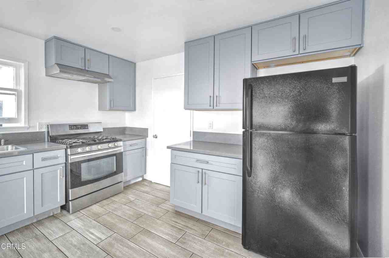 1931 Ukiah St - Photo 6 of 12